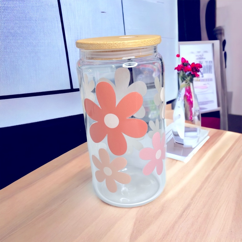 16 oz cup with straw and cleaning brush